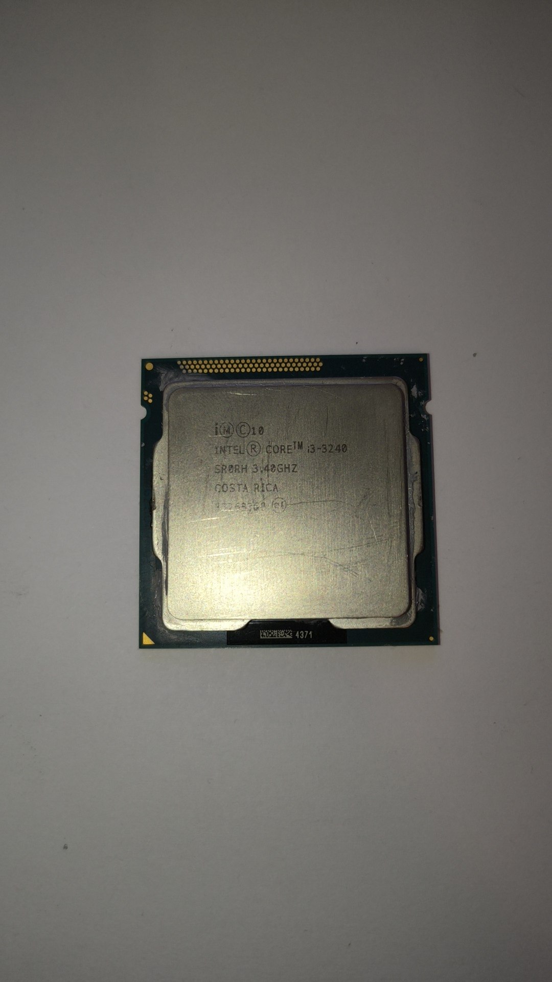 I3 3240